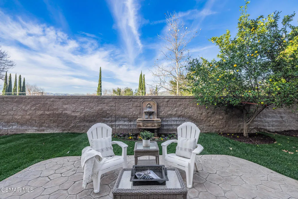 5353 Willow Oak Street, Simi Valley, California 93063 home-pic-45