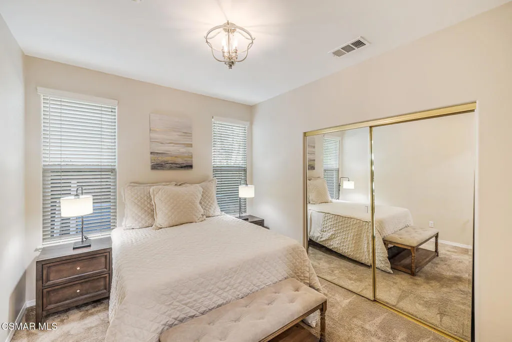5353 Willow Oak Street, Simi Valley, California 93063 home-pic-16