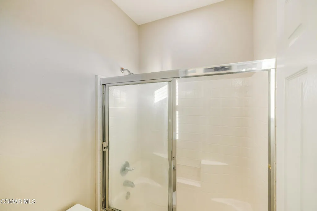 5353 Willow Oak Street, Simi Valley, California 93063 home-pic-29