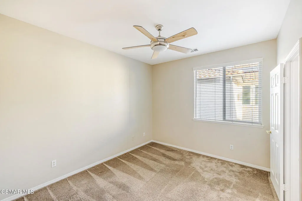 5353 Willow Oak Street, Simi Valley, California 93063 home-pic-32