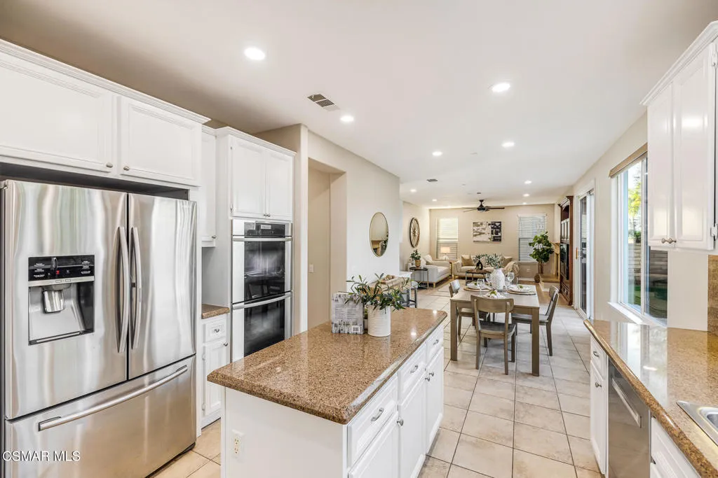5353 Willow Oak Street, Simi Valley, California 93063 home-pic-13