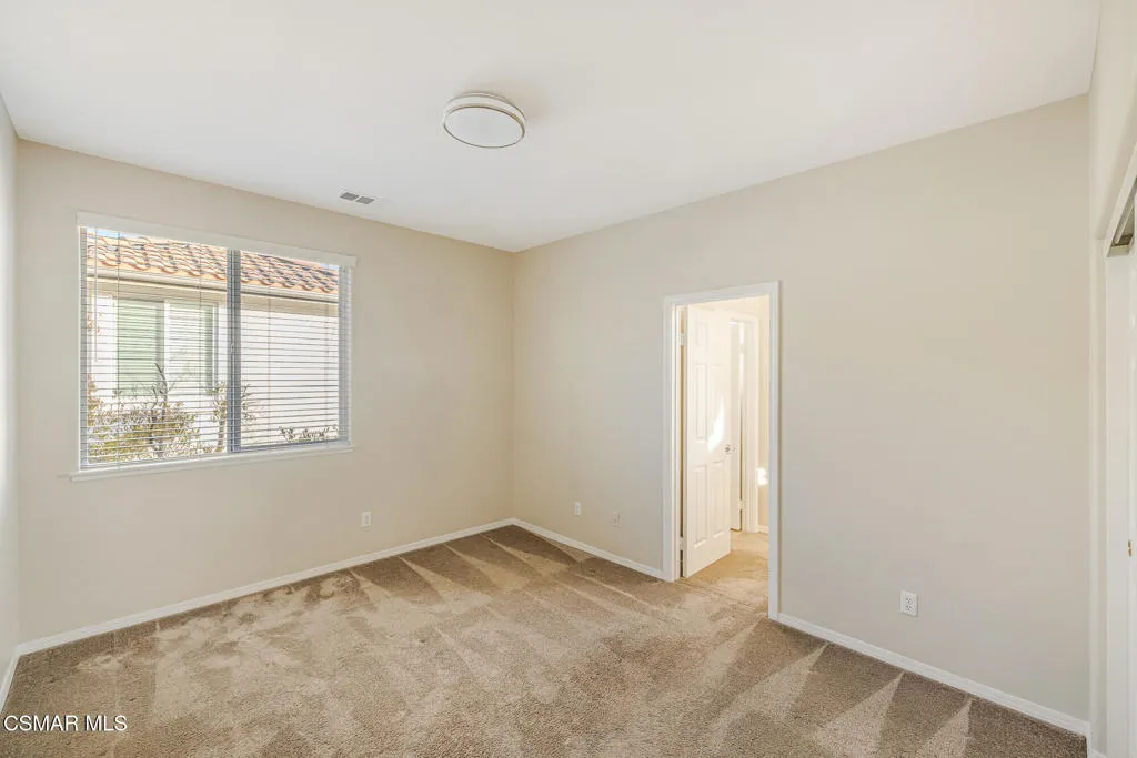 5353 Willow Oak Street, Simi Valley, California 93063 home-pic-30