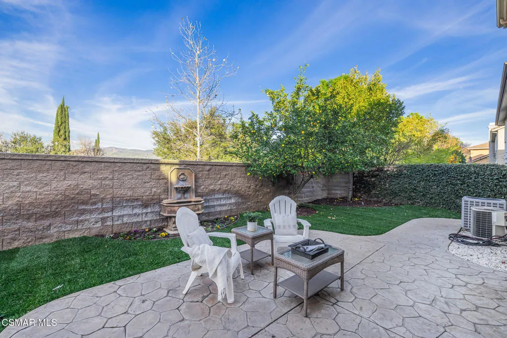 5353 Willow Oak Street, Simi Valley, California 93063 home-pic-40