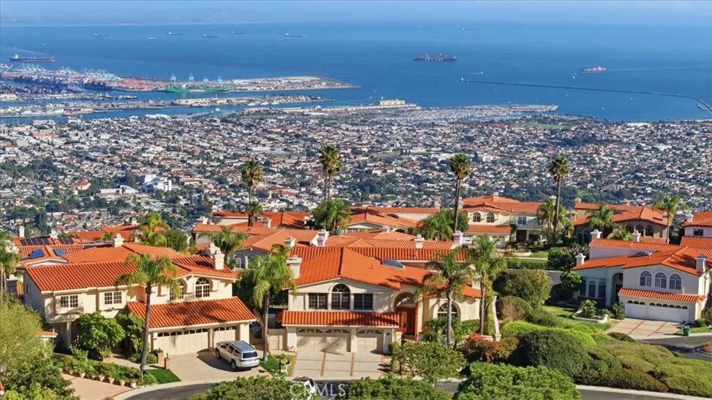 2 Avenida De Olma, Rancho Palos Verdes, California 90275 home-pic-16