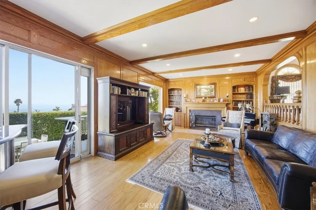 2 Avenida De Olma, Rancho Palos Verdes, California 90275 home-pic-7