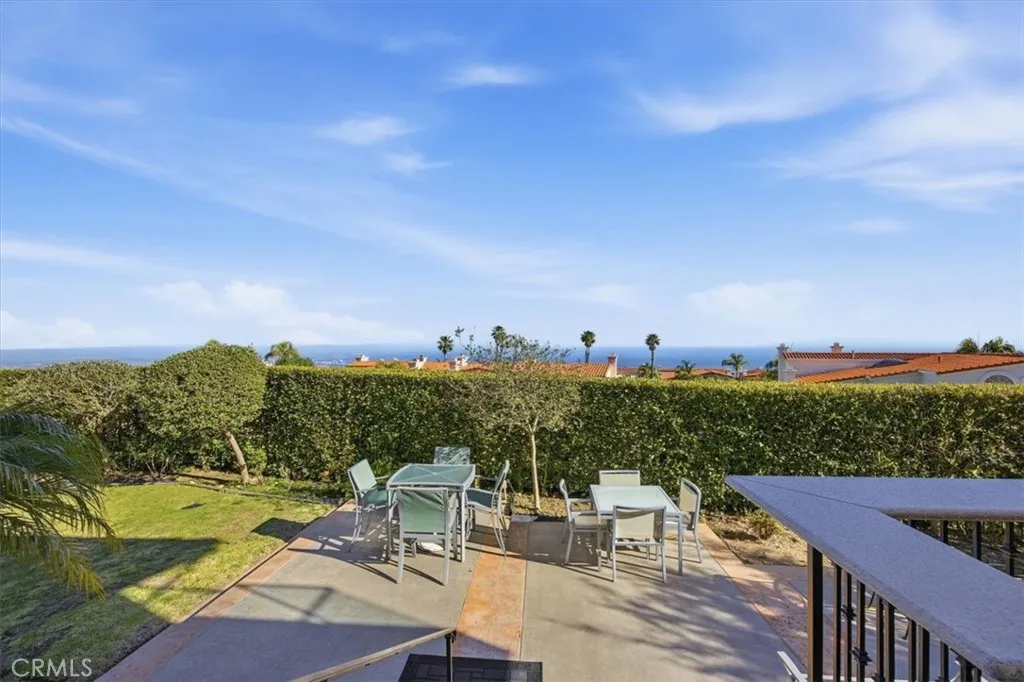 2 Avenida De Olma, Rancho Palos Verdes, California 90275 home-pic-14