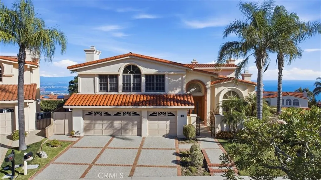 2 Avenida De Olma, Rancho Palos Verdes, California 90275 home-pic-1