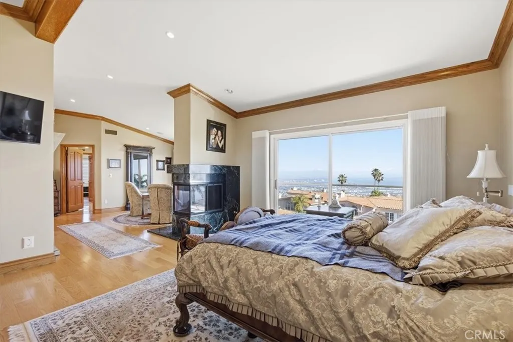 2 Avenida De Olma, Rancho Palos Verdes, California 90275 home-pic-8
