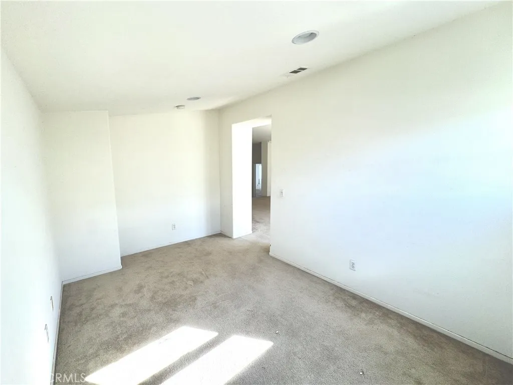 43834 Firewood, Lancaster, California 93536 home-pic-8