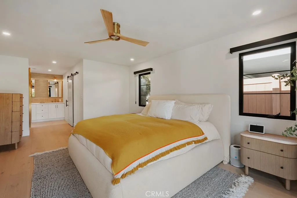 2820 Stromboli, Costa Mesa, California 92626 home-pic-21