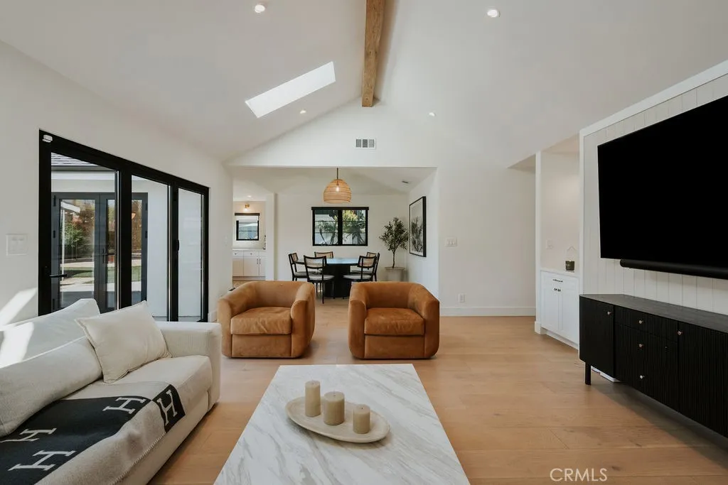 2820 Stromboli, Costa Mesa, California 92626 home-pic-6