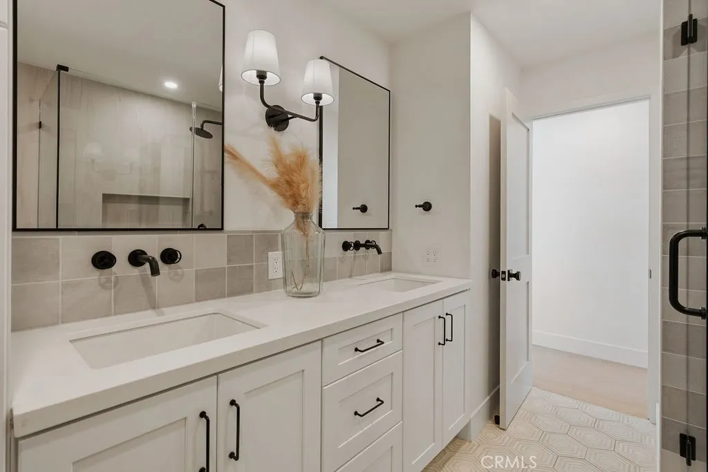 2820 Stromboli, Costa Mesa, California 92626 home-pic-29