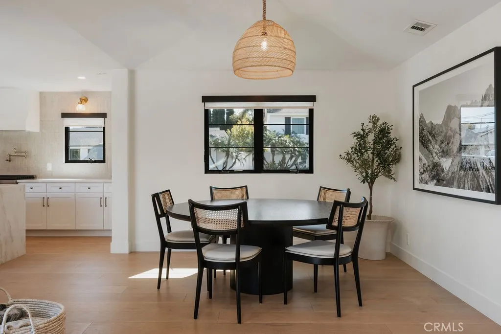 2820 Stromboli, Costa Mesa, California 92626 home-pic-11