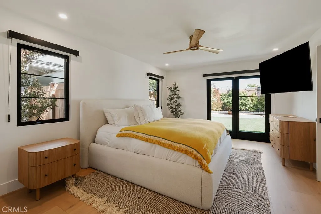 2820 Stromboli, Costa Mesa, California 92626 home-pic-20