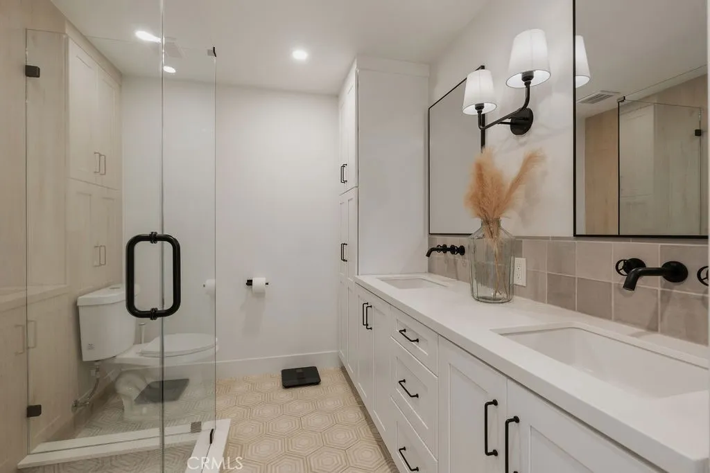 2820 Stromboli, Costa Mesa, California 92626 home-pic-28