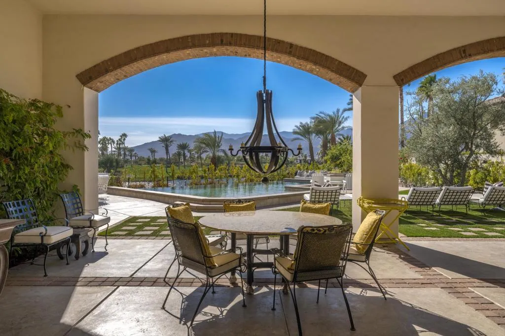 58075 Carmona, La Quinta, California 92253 home-pic-44
