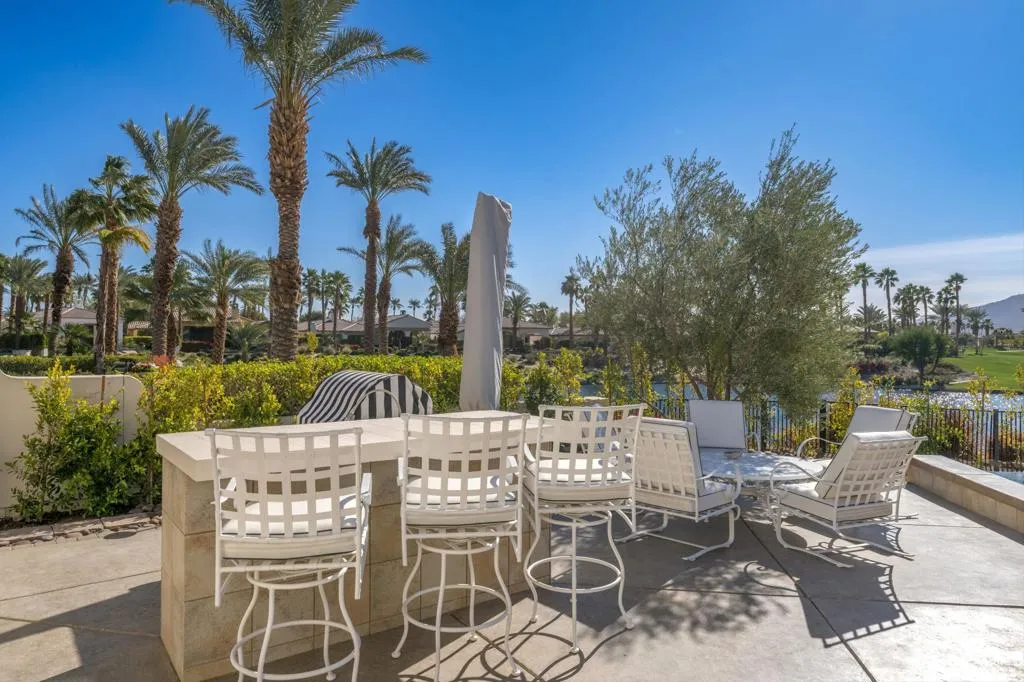 58075 Carmona, La Quinta, California 92253 home-pic-46