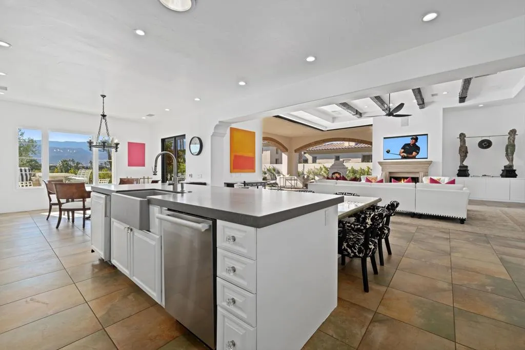 58075 Carmona, La Quinta, California 92253 home-pic-20