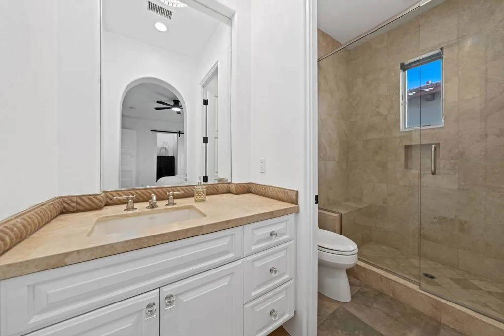 58075 Carmona, La Quinta, California 92253 home-pic-32