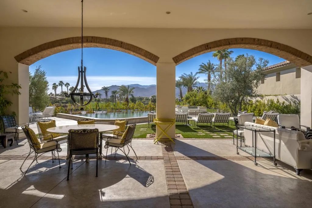 58075 Carmona, La Quinta, California 92253 home-pic-43