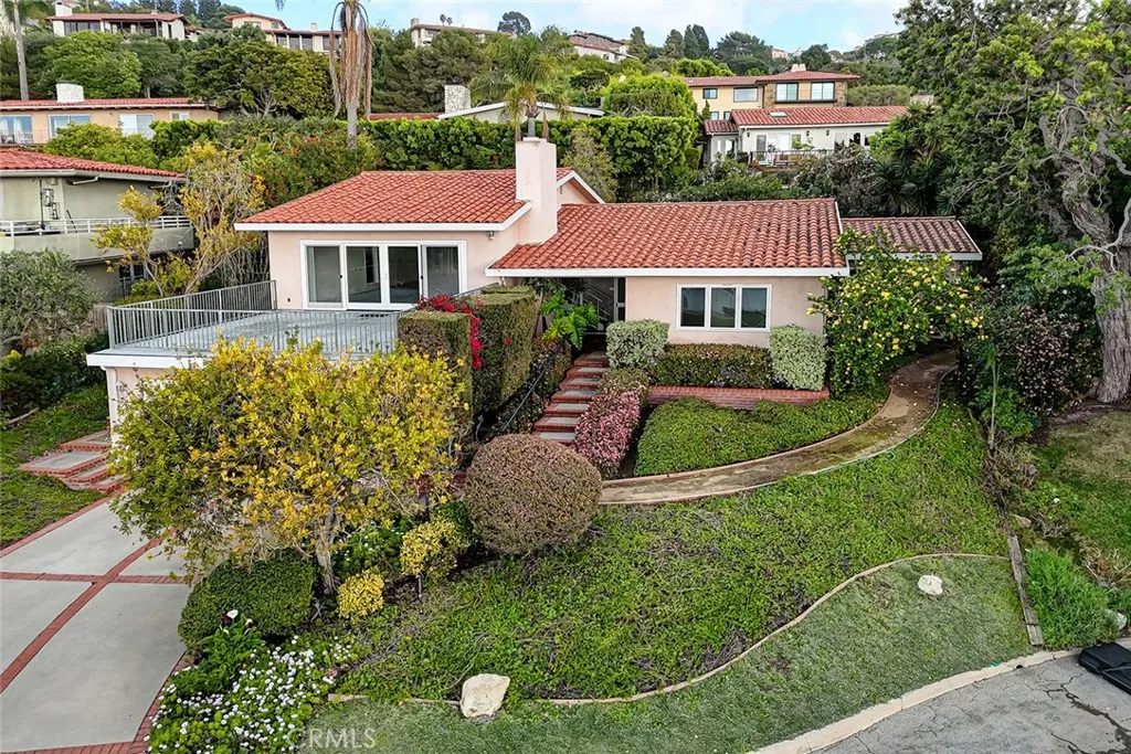 1032 Via Palestra, Palos Verdes Estates, California 90274 home-pic-1