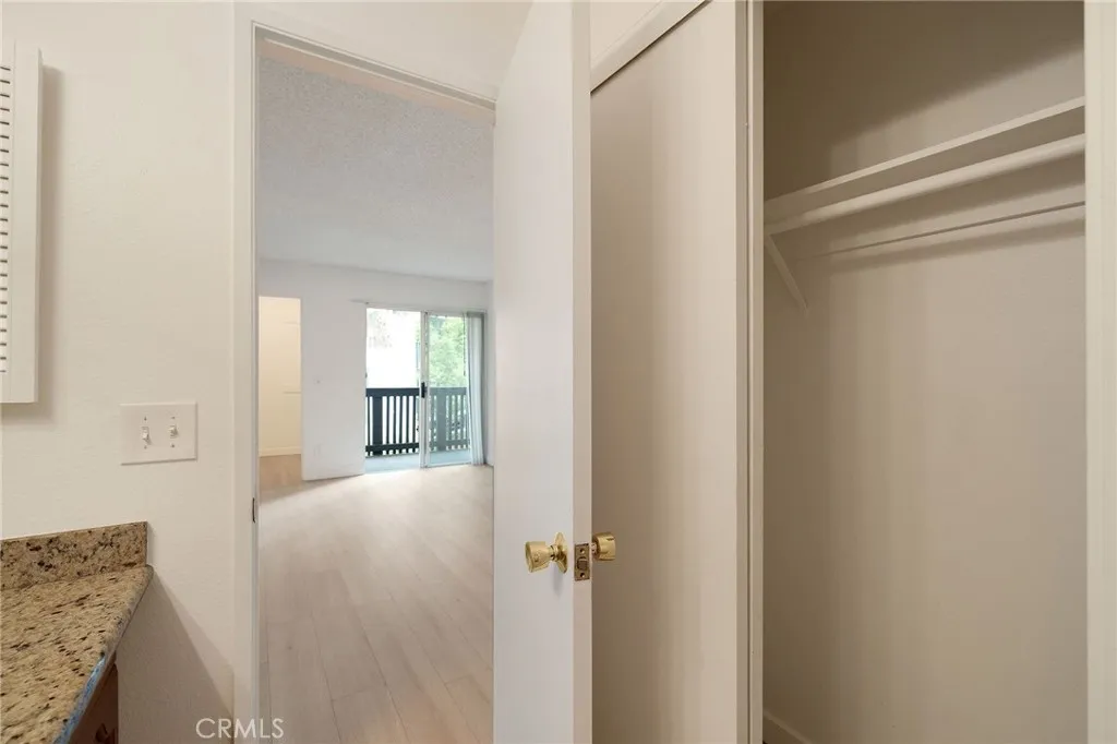 3602 W Estates Lane 306, Rolling Hills Estates, California 90274 home-pic-24