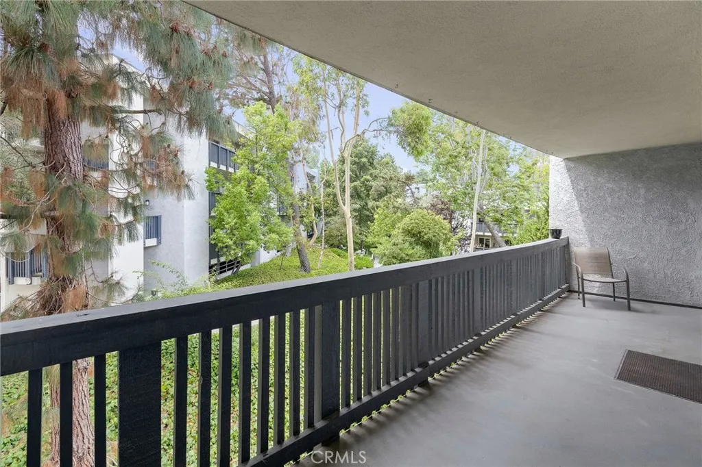 3602 W Estates Lane 306, Rolling Hills Estates, California 90274 home-pic-9