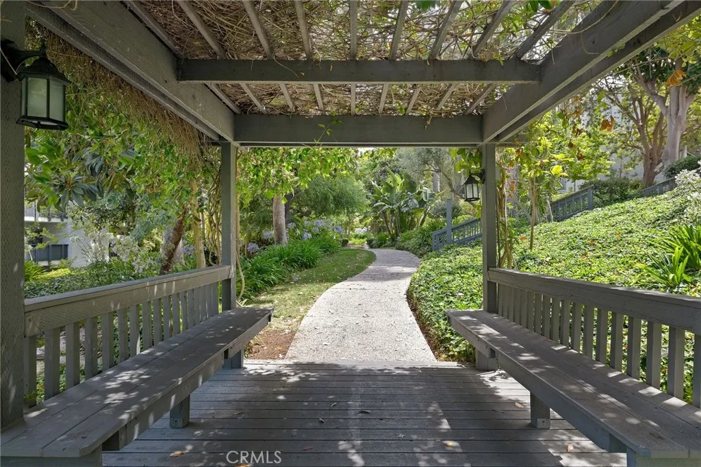 3602 W Estates Lane 306, Rolling Hills Estates, California 90274 home-pic-7