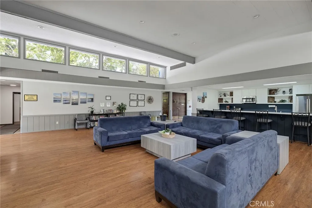 3602 W Estates Lane 306, Rolling Hills Estates, California 90274 home-pic-45