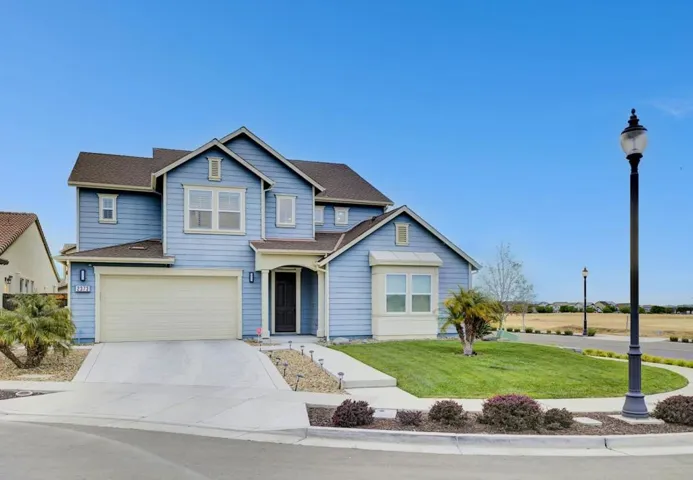 2373 Omega Court, Tracy, California 95377