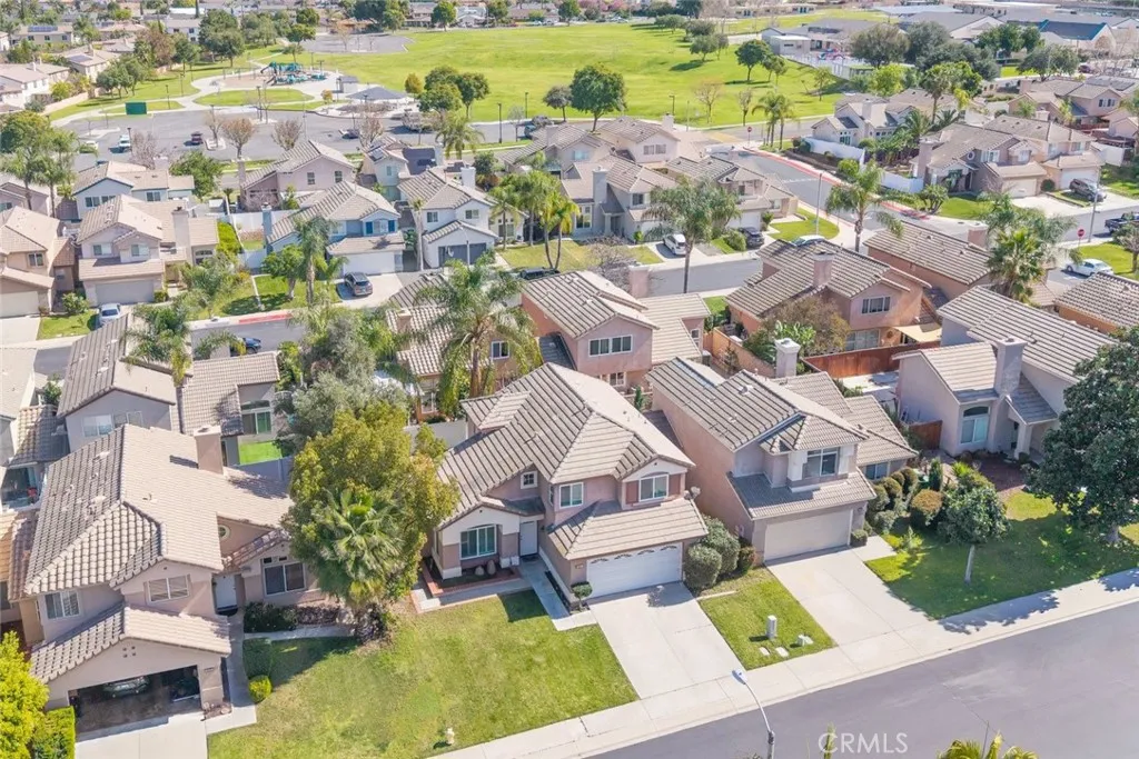 2501 Water Way, Corona, California 92882 home-pic-36
