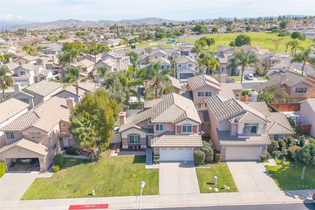 2501 Water Way, Corona, California 92882 home-pic-34