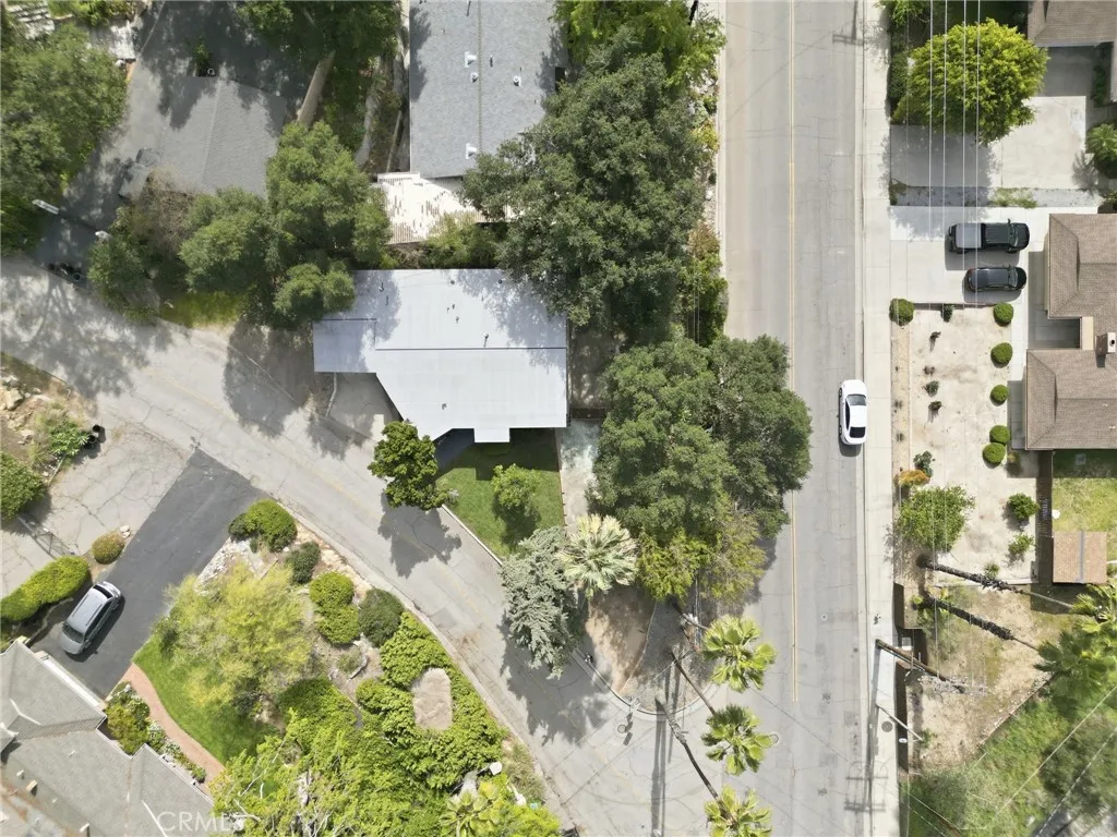 3370 Pachappa Hill, Riverside, California 92506 home-pic-36