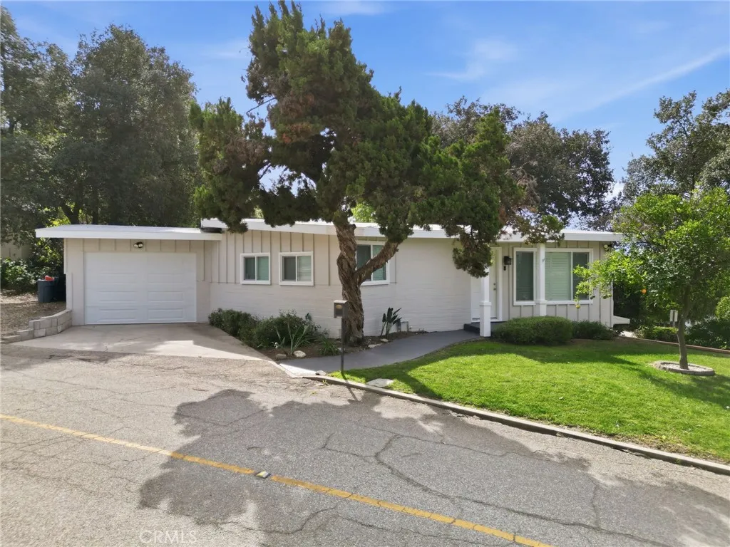 3370 Pachappa Hill, Riverside, California 92506 home-pic-1