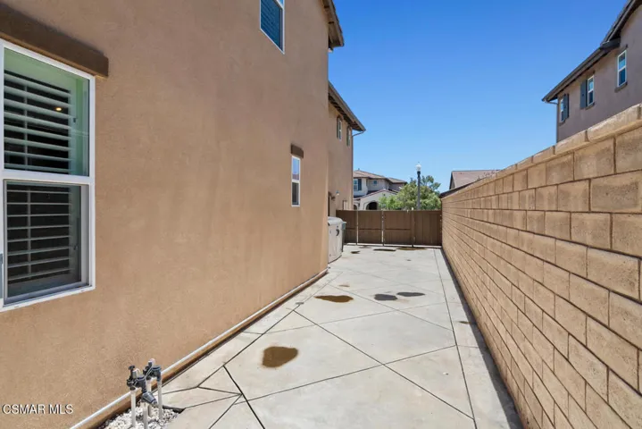 3615 Dusk Sideyard
