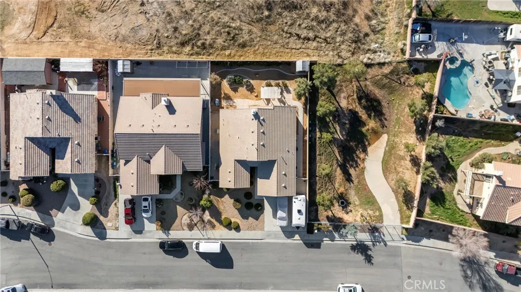 2048 Thistle, Palmdale, California 93550 home-pic-6