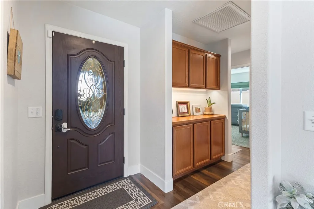 2048 Thistle, Palmdale, California 93550 home-pic-21