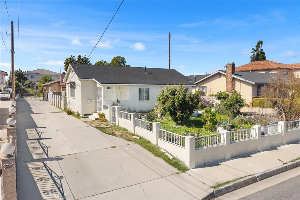 3239 Ivar Avenue, Rosemead, California 91770 home-pic-1