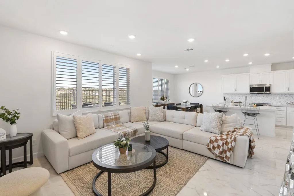 821 Mateo Street 1, Chula Vista, California 91911 home-pic-2