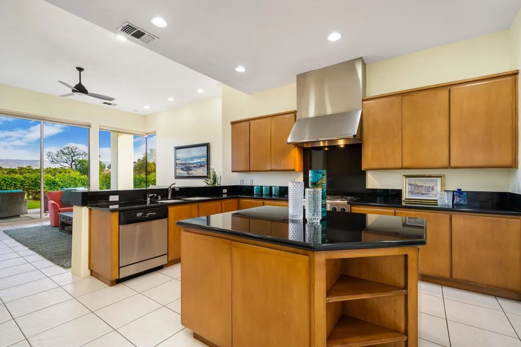 158 Loch Lomond Road, Rancho Mirage, California 92270 home-pic-21