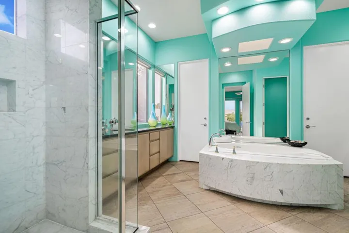 50-web-or-mls-JBLoch_OPMG_0226_050