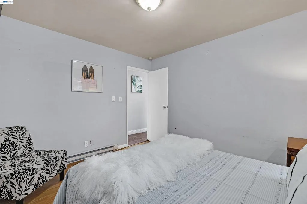 1615 1615 85th Ave, Oakland, California 94621 home-pic-13
