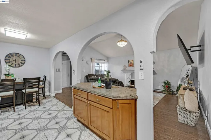 1615 1615 85th Ave, Oakland, California 94621
