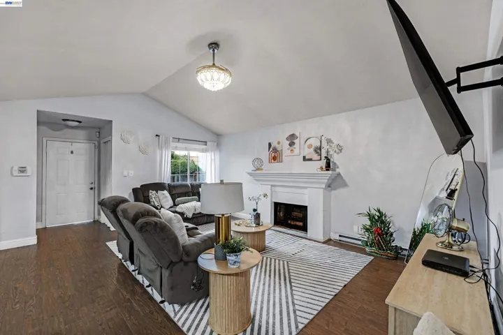 1615 1615 85th Ave, Oakland, California 94621