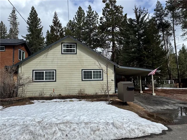 1131 Dedi Avenue, South Lake Tahoe, California 96150