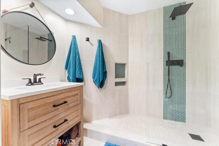 1200 Pacific Coast Highway 102, Huntington Beach, California 92648 home-pic-6