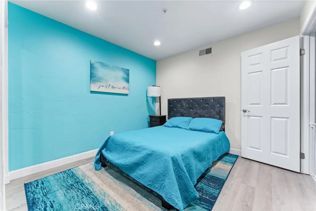 1200 Pacific Coast Highway 102, Huntington Beach, California 92648 home-pic-8