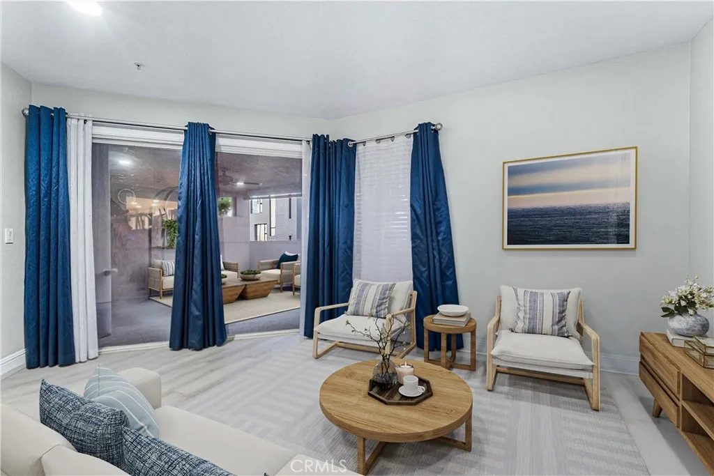 1200 Pacific Coast Highway 102, Huntington Beach, California 92648 home-pic-4