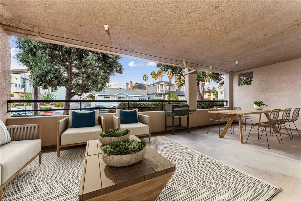 1200 Pacific Coast Highway 102, Huntington Beach, California 92648 home-pic-12