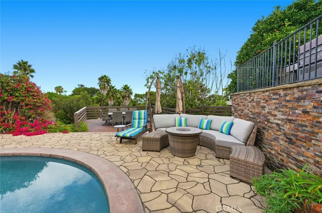 28612 Palos Verdes E, Rancho Palos Verdes, California 90275 home-pic-22